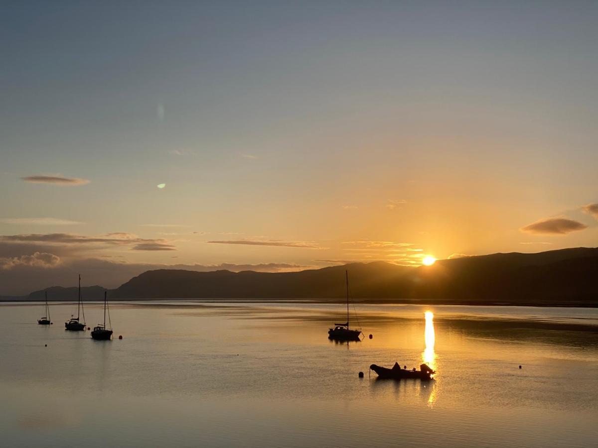Gazelle Hotel Menai Bridge Εξωτερικό φωτογραφία